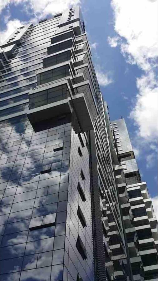 Апартаменти 3 Towers 10Min To Klcc Next To Hospital Gleneagle Куала-Лумпур Екстер'єр фото